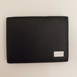 Hugo Boss Crosstown 6 CC Black Leather Billfold Wallet